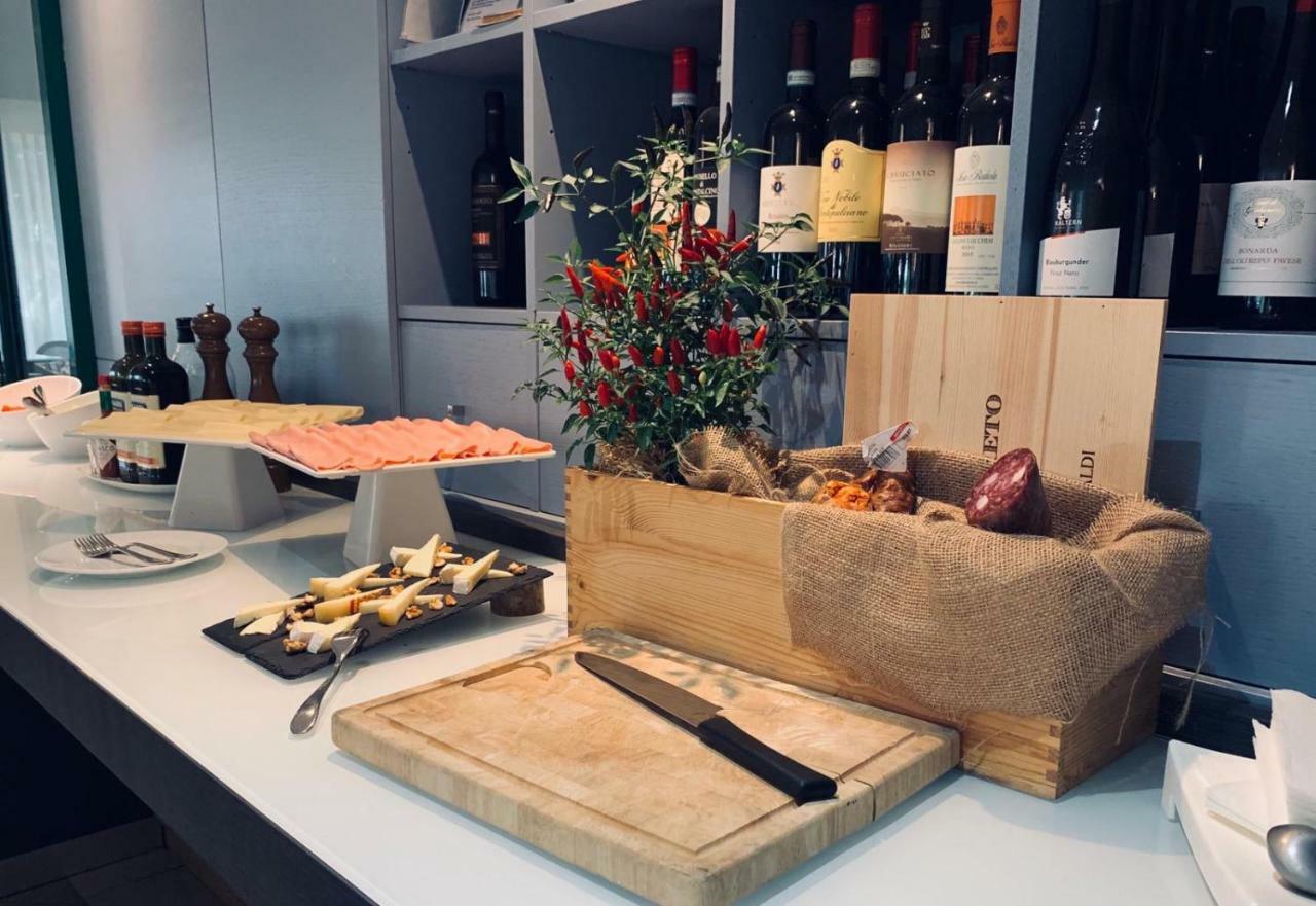 Hotel Joseph Marina di Pietrasanta Eksteriør bilde